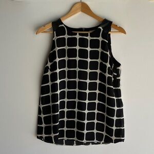 Banana Republic Black and Cream Geometric Tank Top